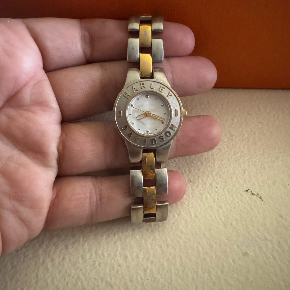 Harley-Davidson Silver and Gold Watch with Crystal Bezel